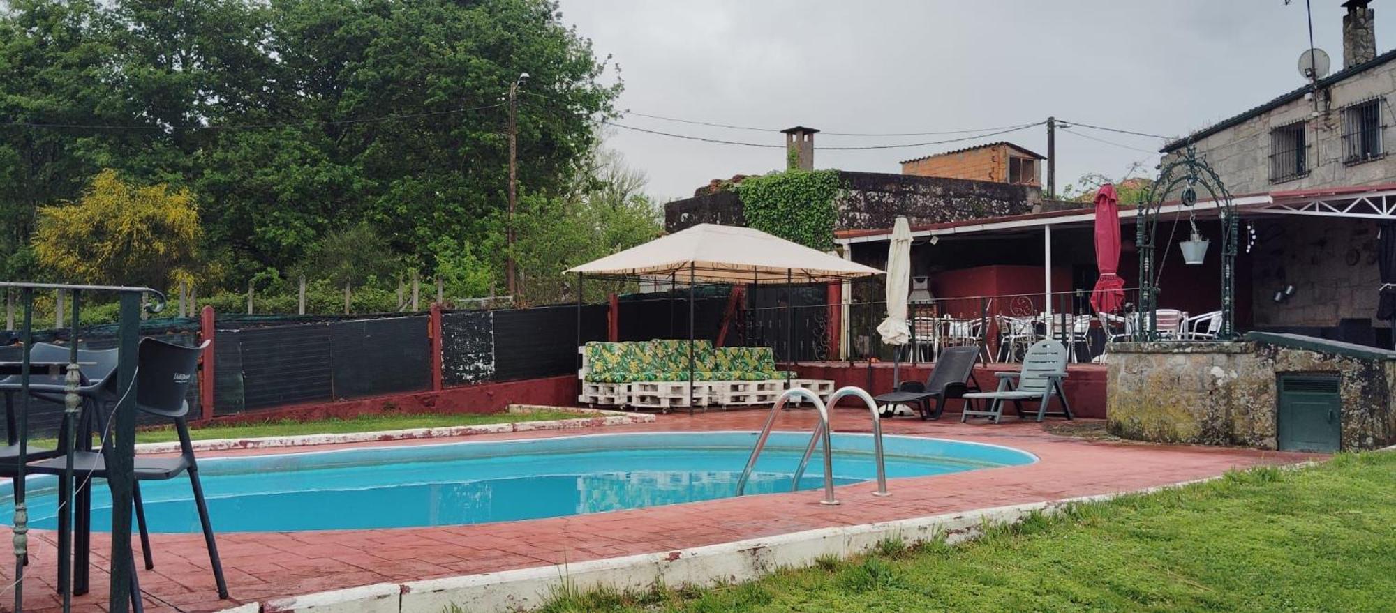 Alojamiento Entero Con Piscina Y Jardin. Ourense Exterior photo